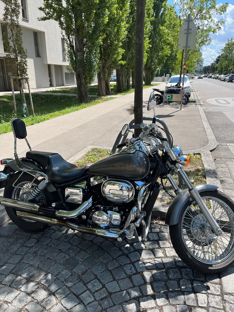 Honda Black Widow Honda Black Widow VT 750 DC - 1