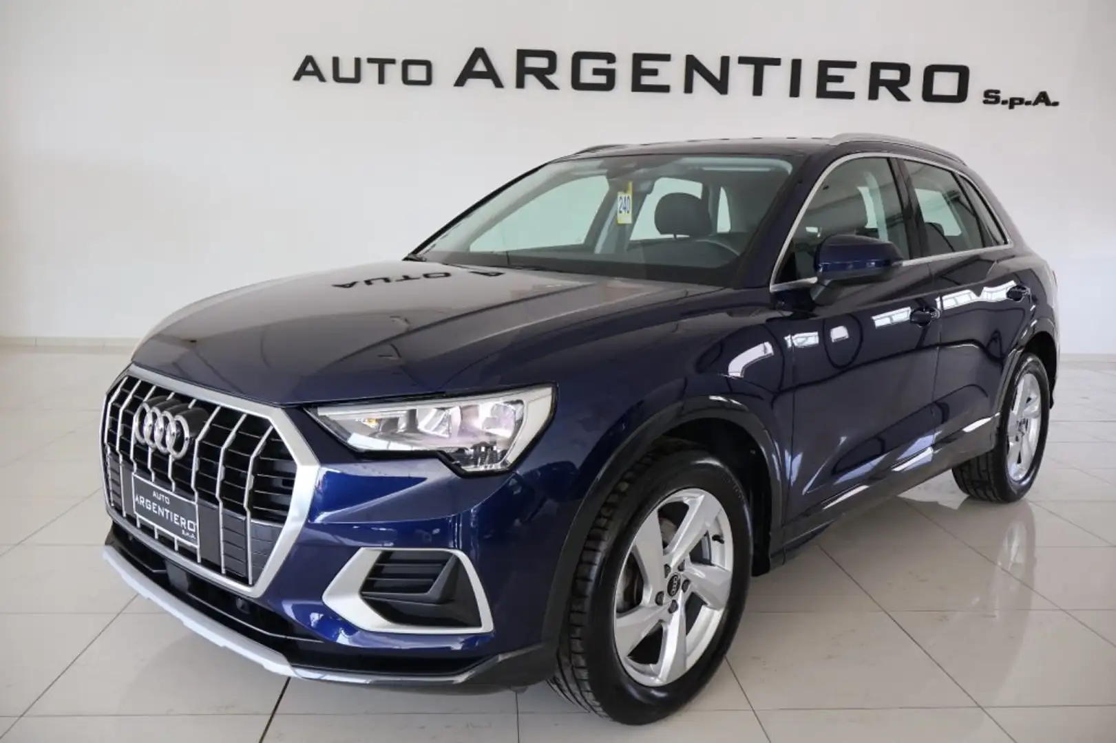 Audi Q3 35 TDI S tronic Business Advanced soli 30.663 km!! Blu/Azzurro - 1