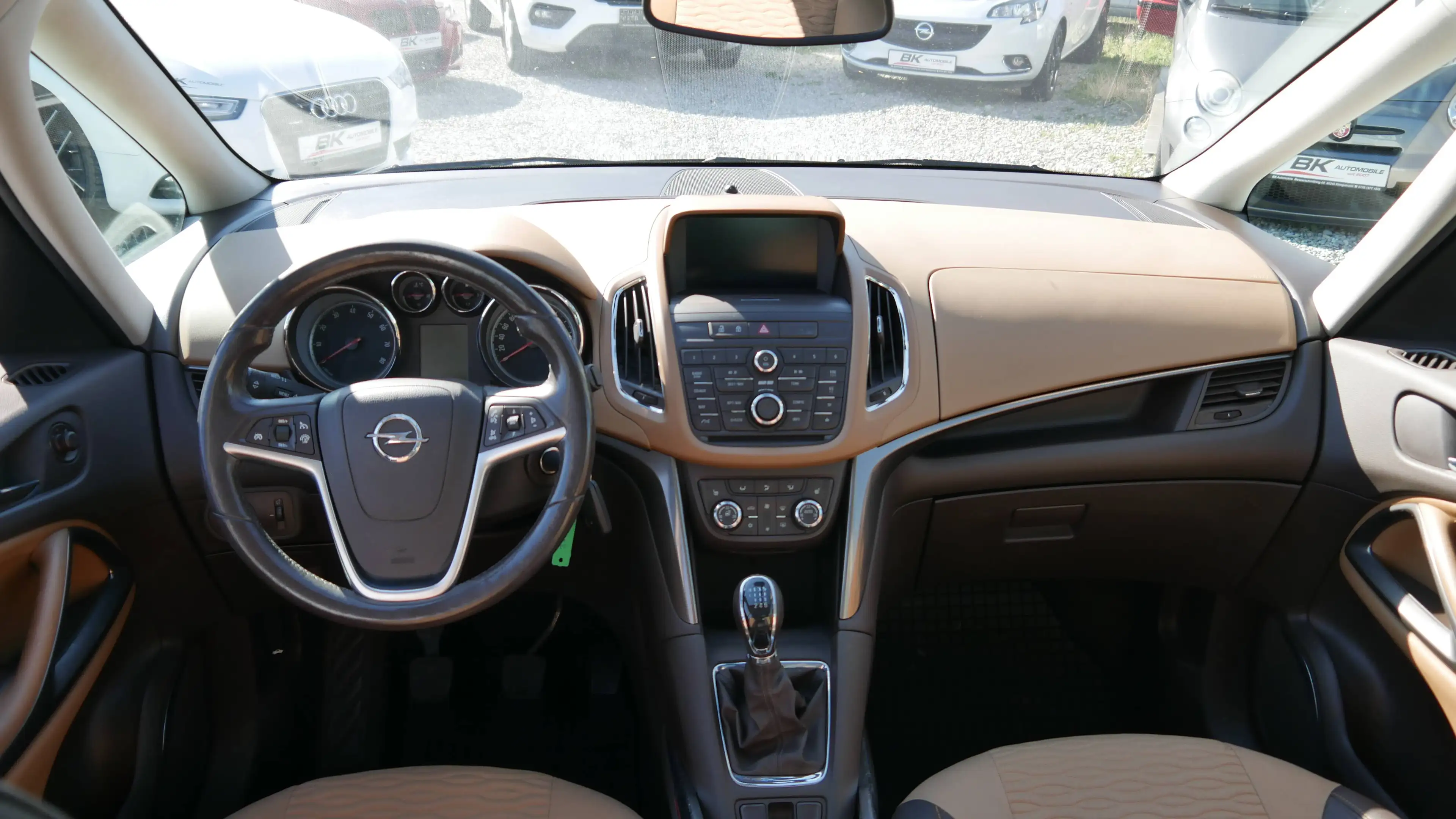 Opel Zafira Tourer Innovation — photo 10