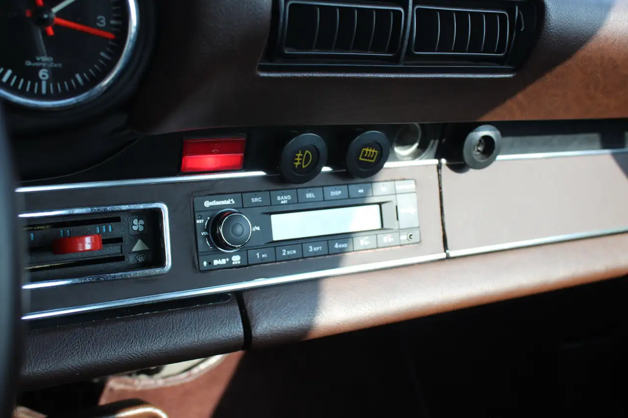 Porsche 911 SC Coupe Sportmodell Deutsch SERVO !, foto 7
