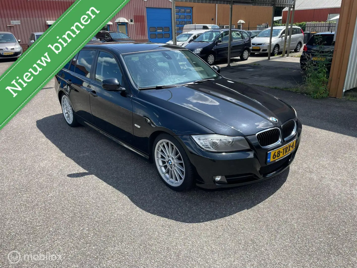 BMW 318 3-serie Touring 318i Corporate Lease Luxury Line Zwart - 1