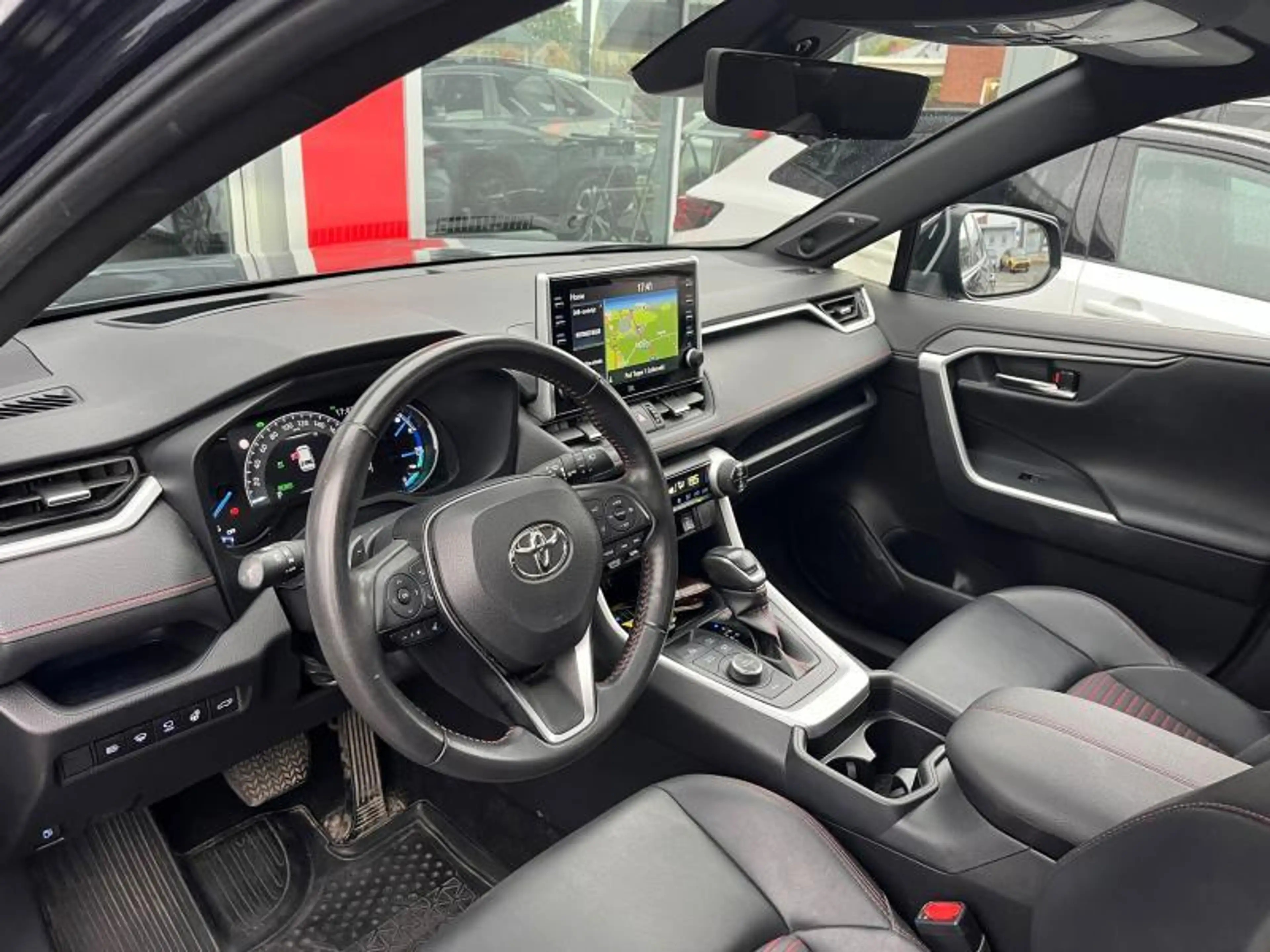 Toyota RAV 4 Premium Plus — photo 6