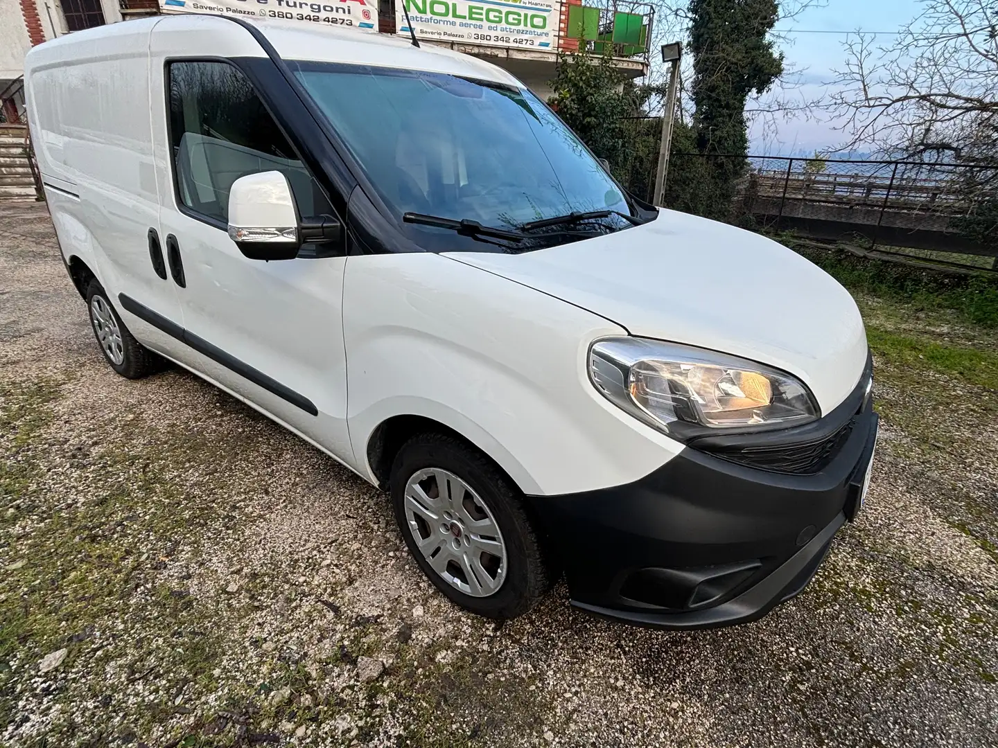 Fiat Doblo Km 119.500 1.3 MJT COIBENTATO/ TRASPORTO ALIMENTI Weiß - 1