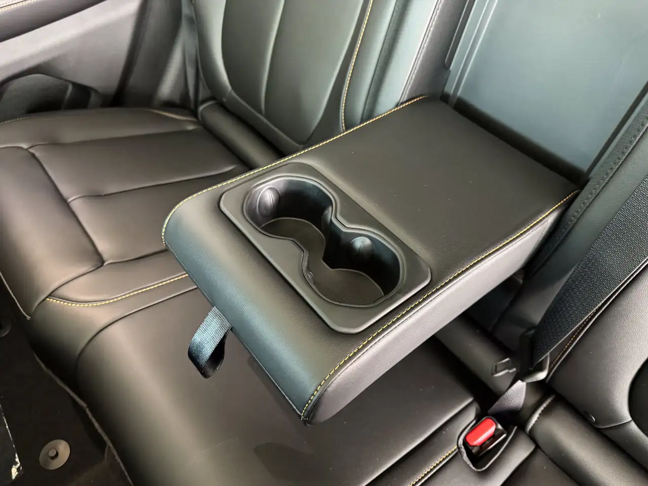 Jeep Grand Cherokee photo Jeep Grand Cherokee