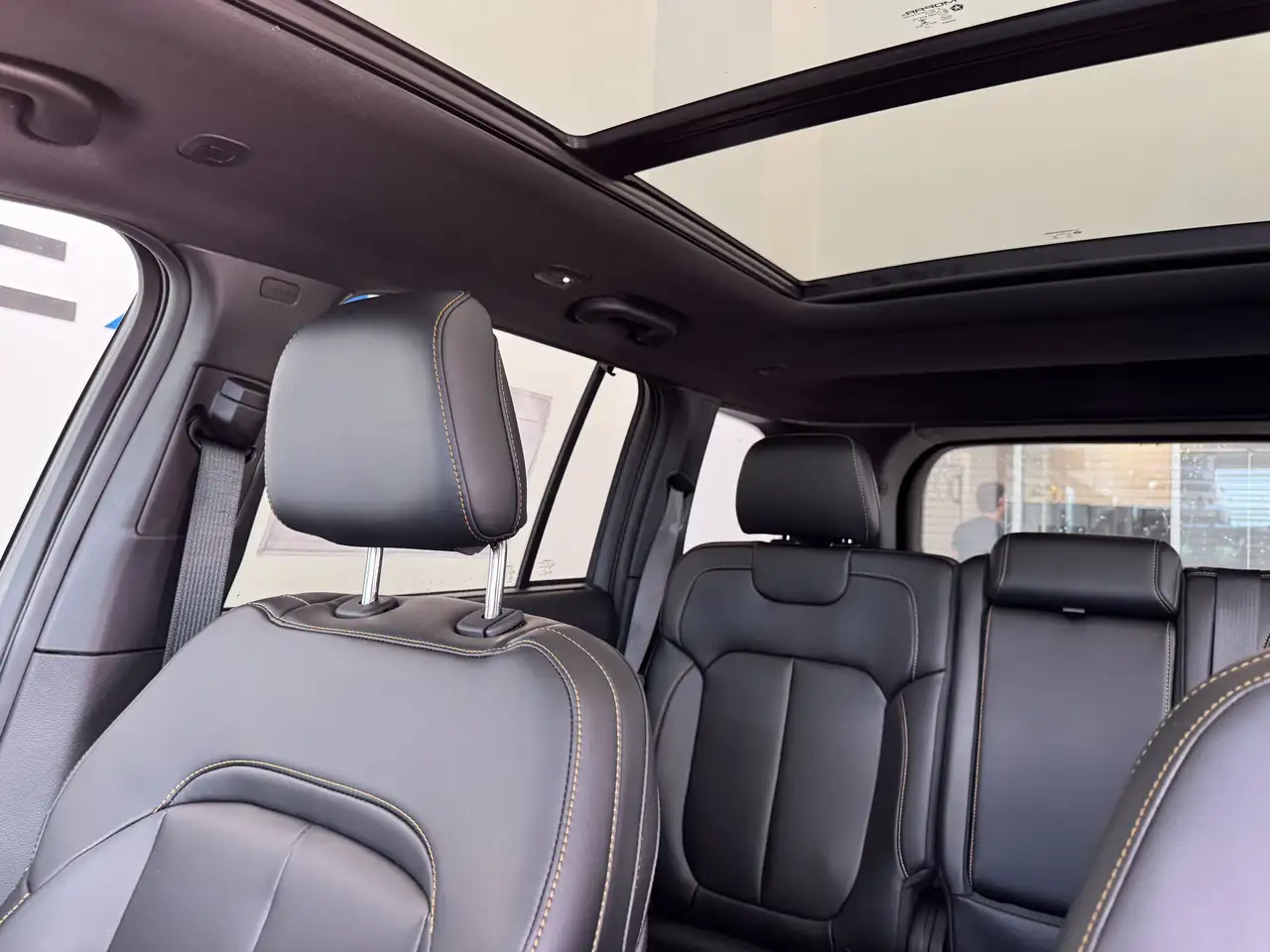 Jeep Grand Cherokee photo Jeep Grand Cherokee