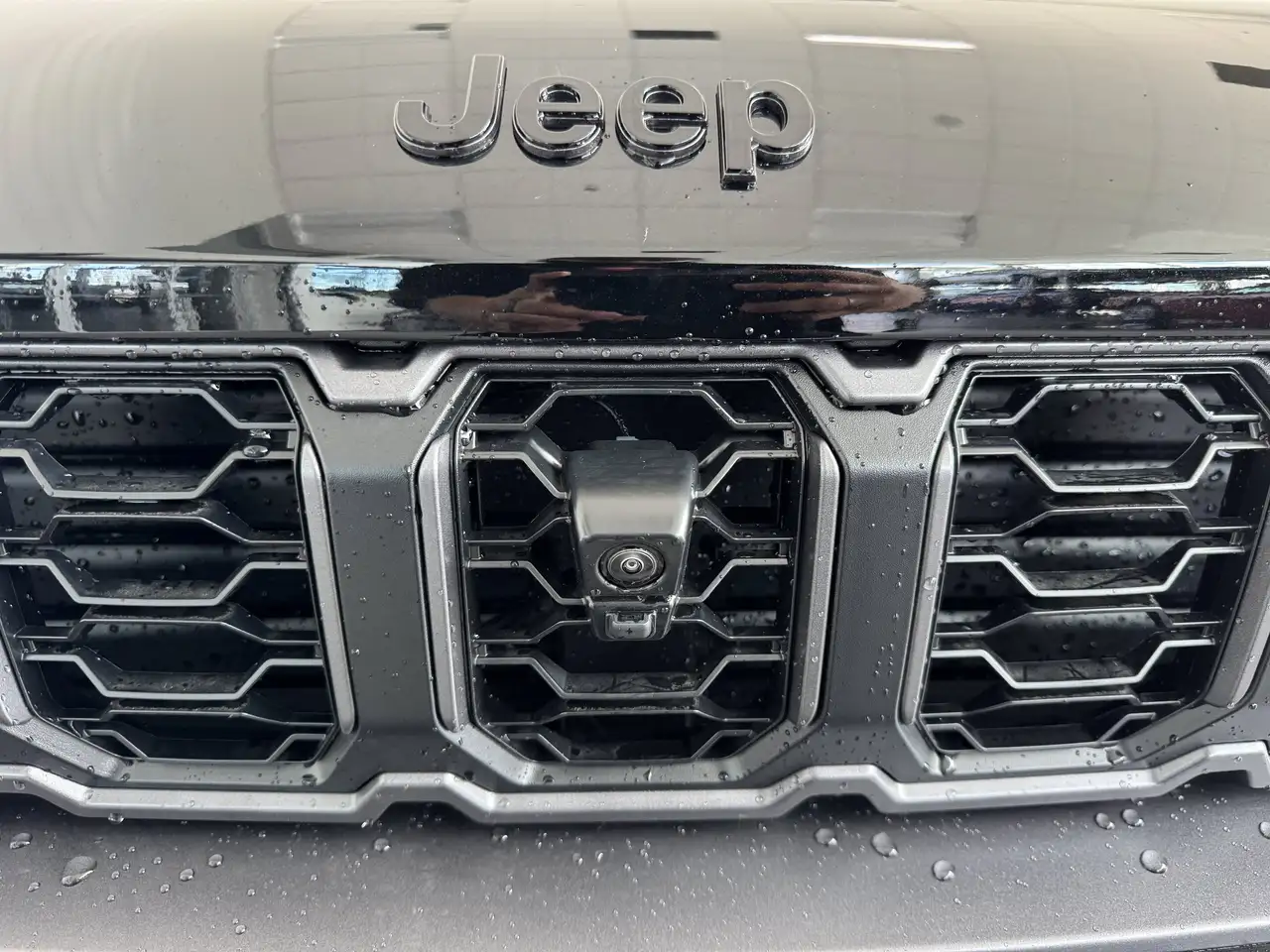Jeep Grand Cherokee photo Jeep Grand Cherokee