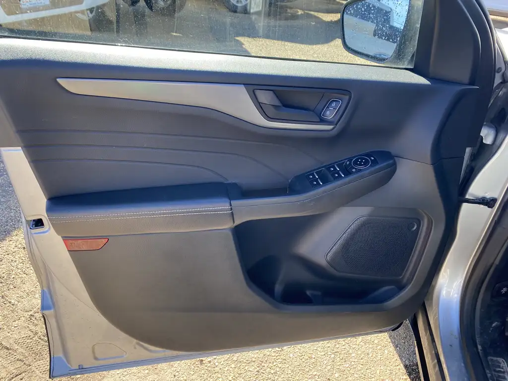 2023 Ford Escape Active | Rear Cam | Block Heater | SYNC 4 — photo 6
