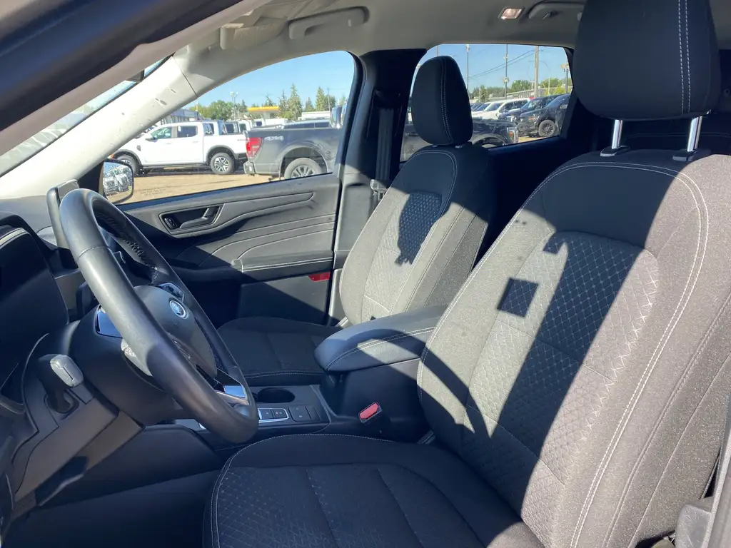 2023 Ford Escape Active | Rear Cam | Block Heater | SYNC 4 — photo 7