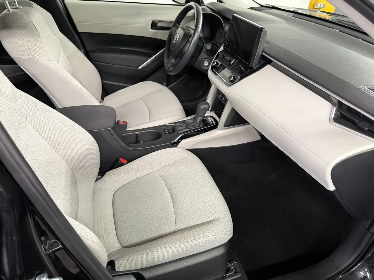 Toyota Corolla Cross снимка Toyota Corolla Cross