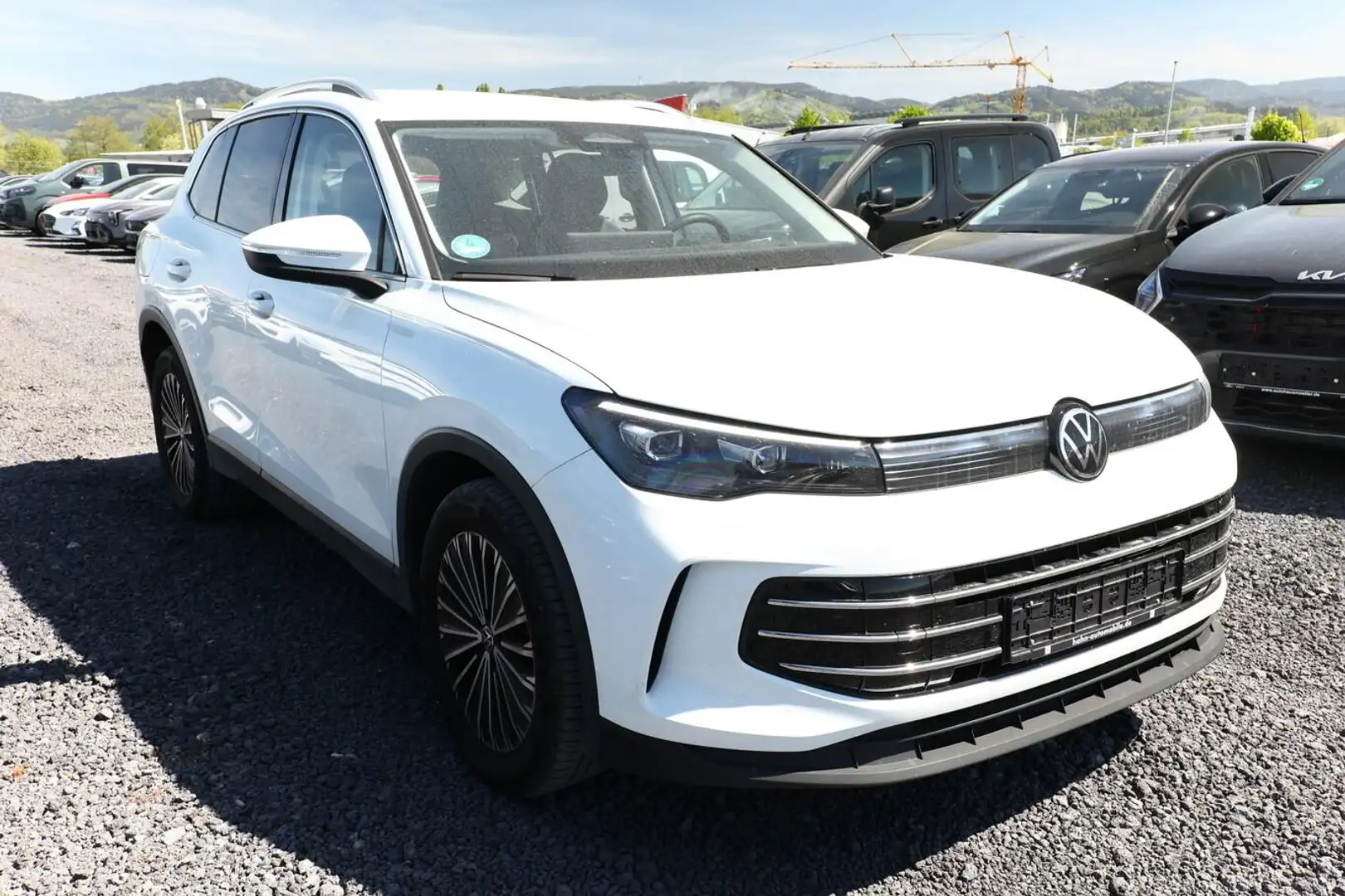 Volkswagen Tiguan Elegance 2.0 TDI 150 DSG LED Nav ACC AHK 110 kW... Weiß - 2