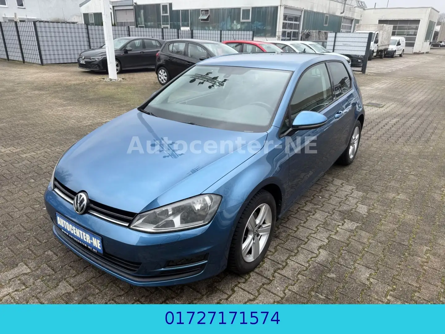Volkswagen Golf VII/1.2 TSI Comfortline/1.Hand Blau - 2