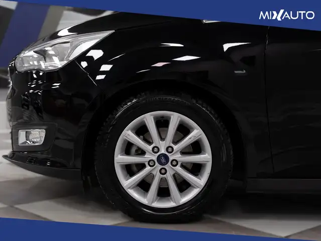Ford C-Max view 8