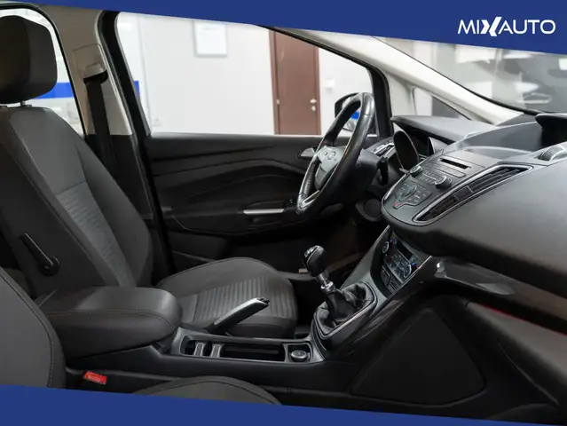Ford C-Max view 14