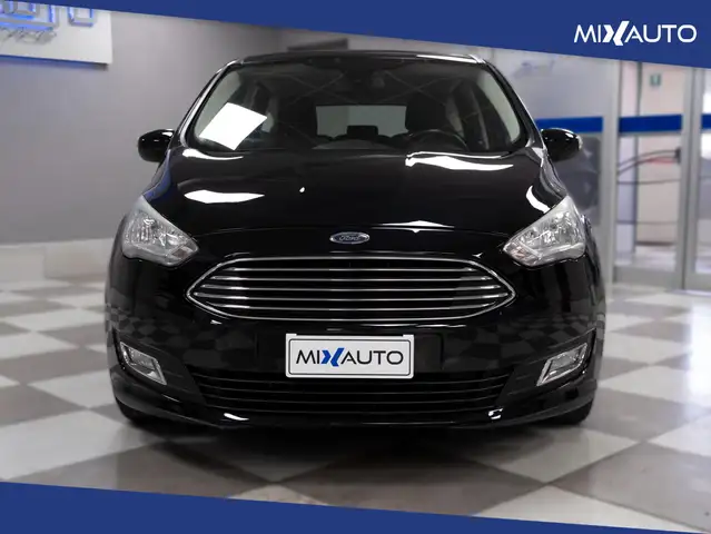 Ford C-Max view 2