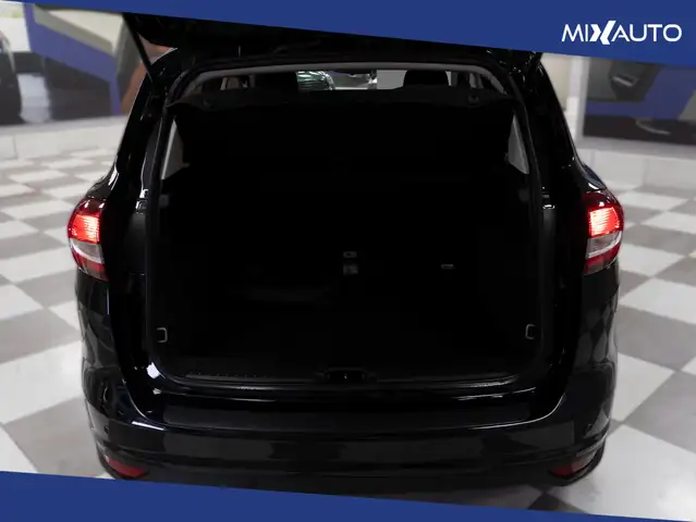 Ford C-Max view 7