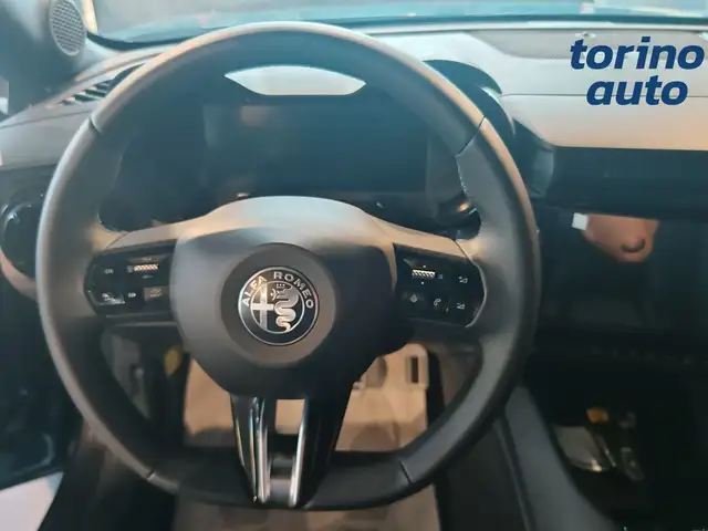 Alfa Romeo Junior view 15