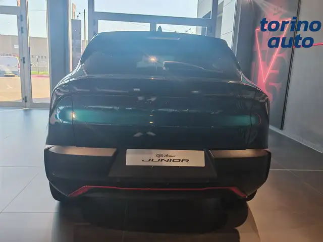Alfa Romeo Junior view 4