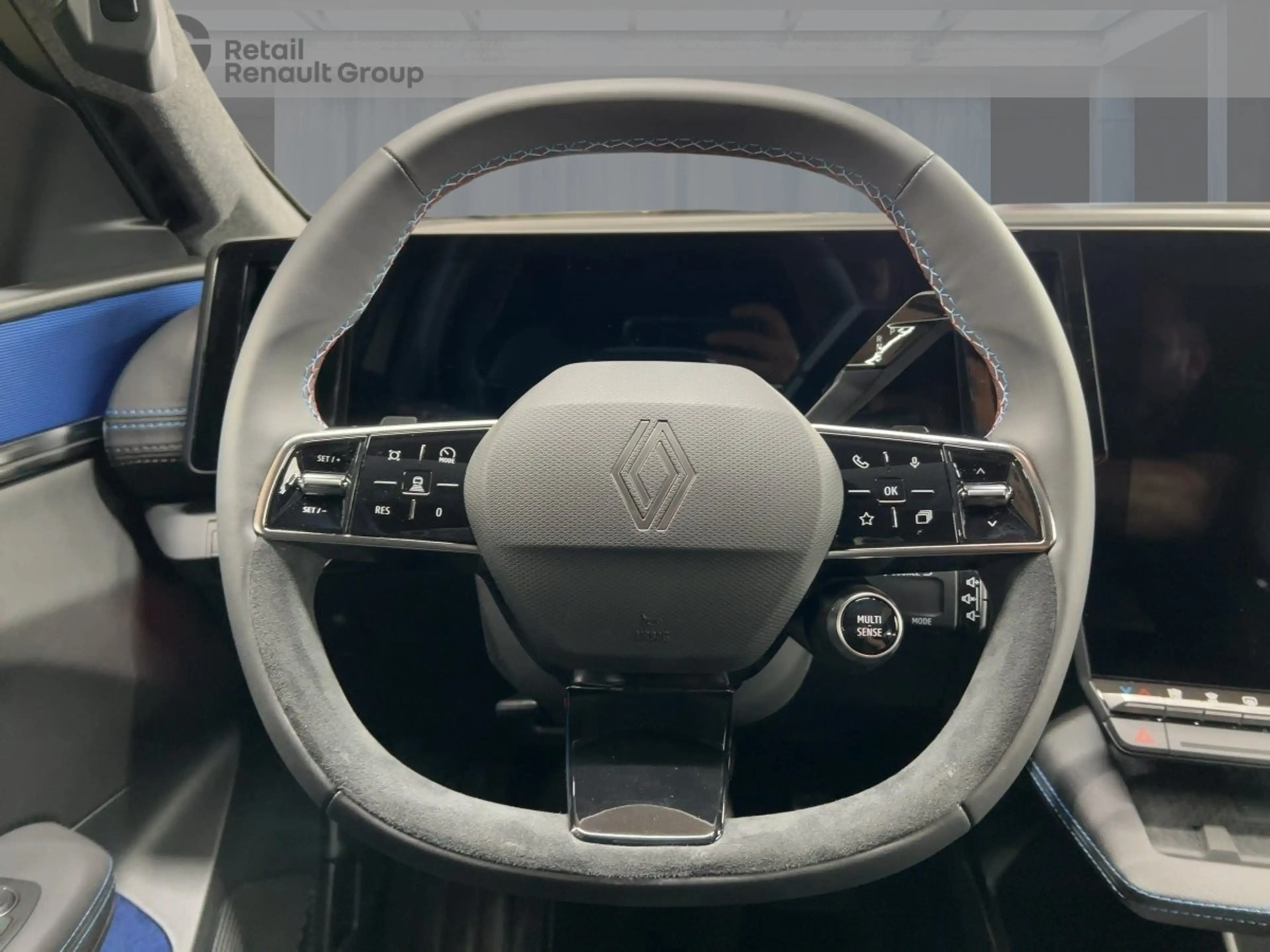 Renault Scenic 100% ele Esprit Alpine 220 Long Range — photo 11