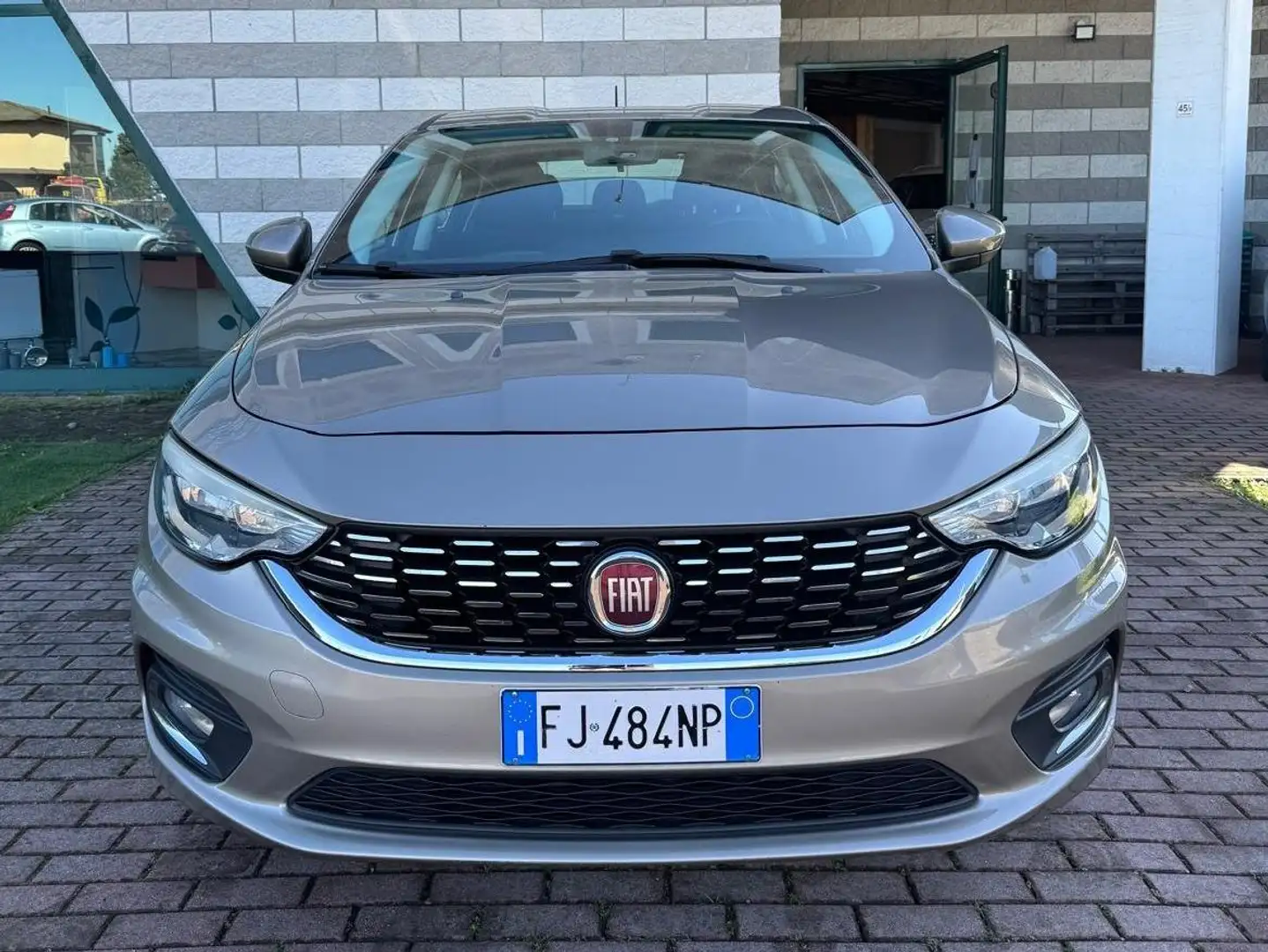 Fiat Tipo Tipo 4 porte II 2017 4p 1.3 mjt Lounge 95cv Bronze - 1