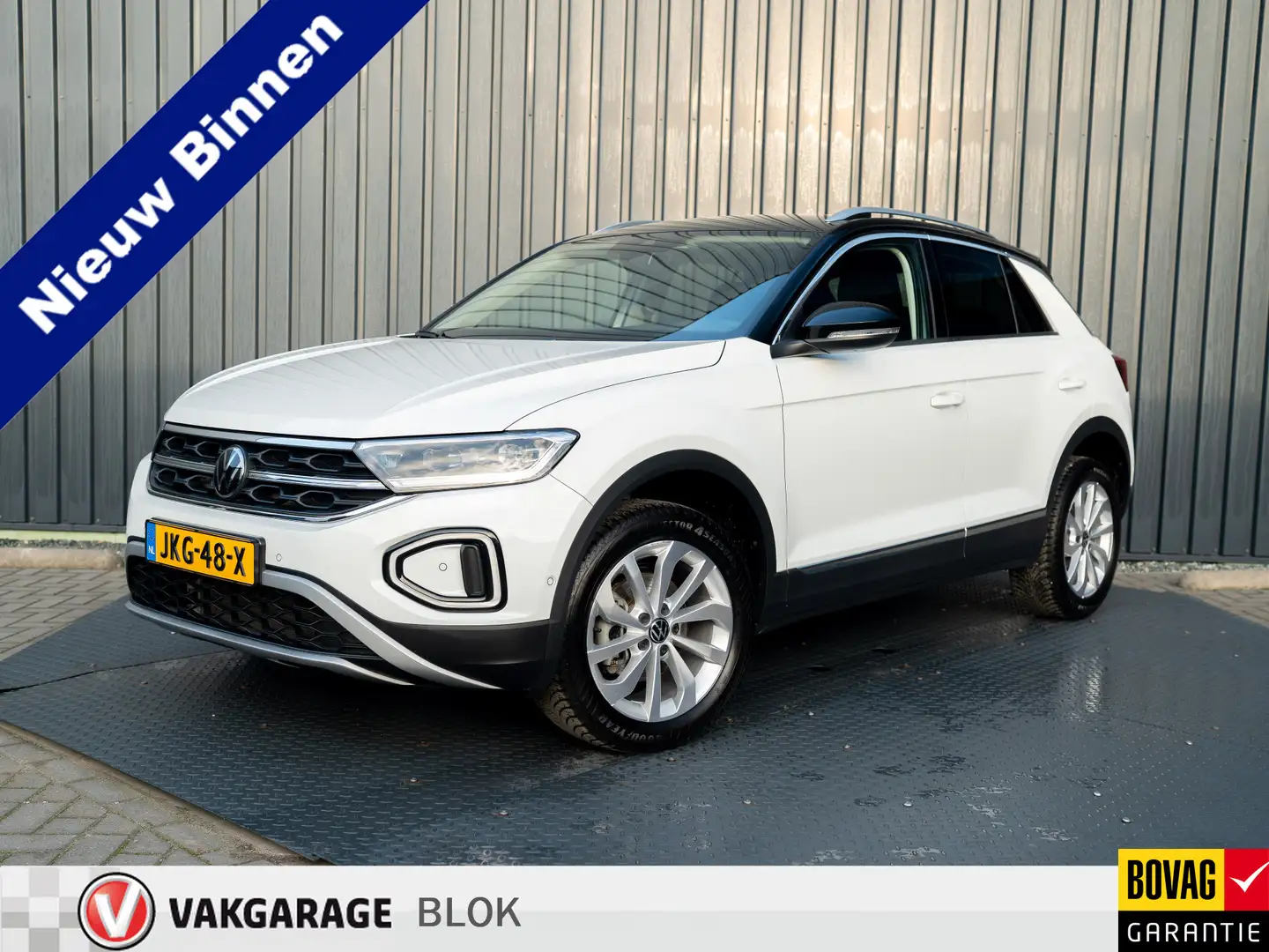 Volkswagen T-Roc 1.5 TSI 150Pk DSG Style | Trekhaak afnb. | IQ Ligh Weiß - 1