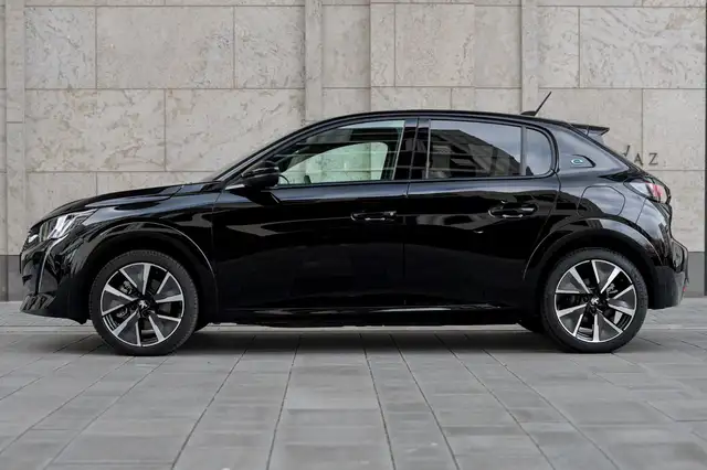 Peugeot E-208 view 9