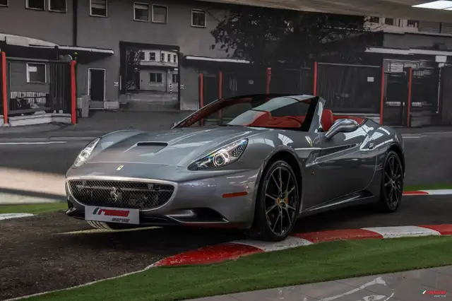Ferrari California 490