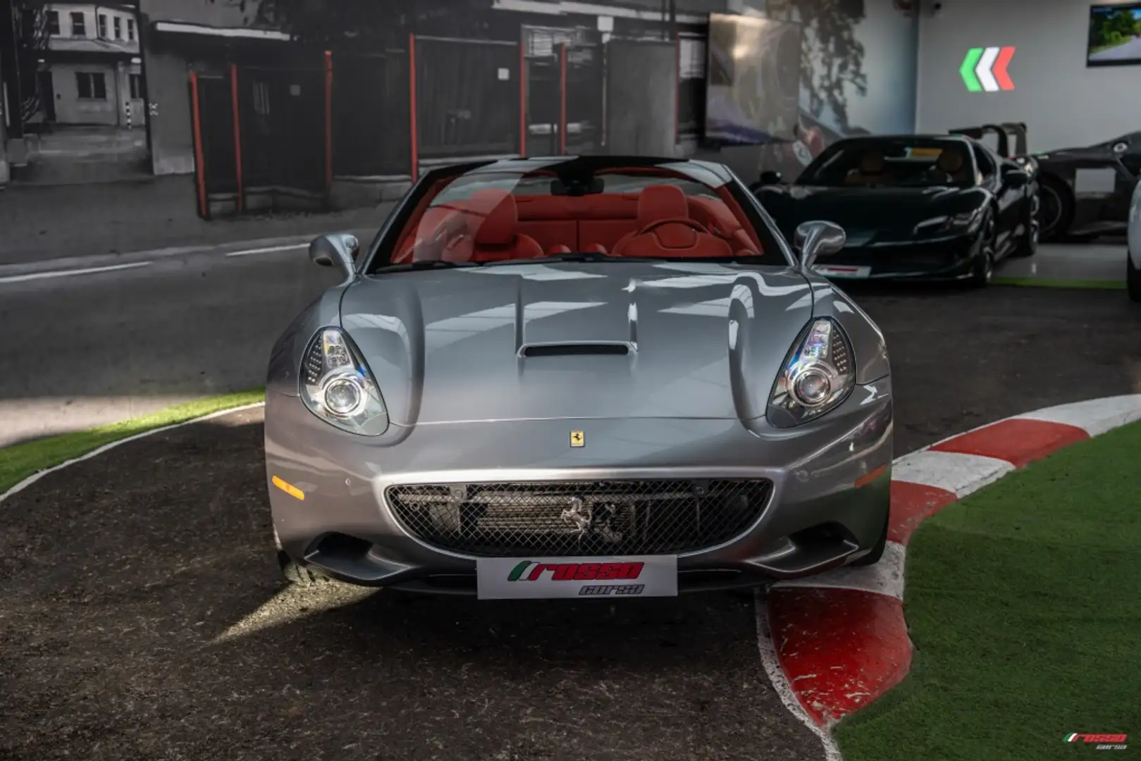 Ferrari California 490 Gris - 2