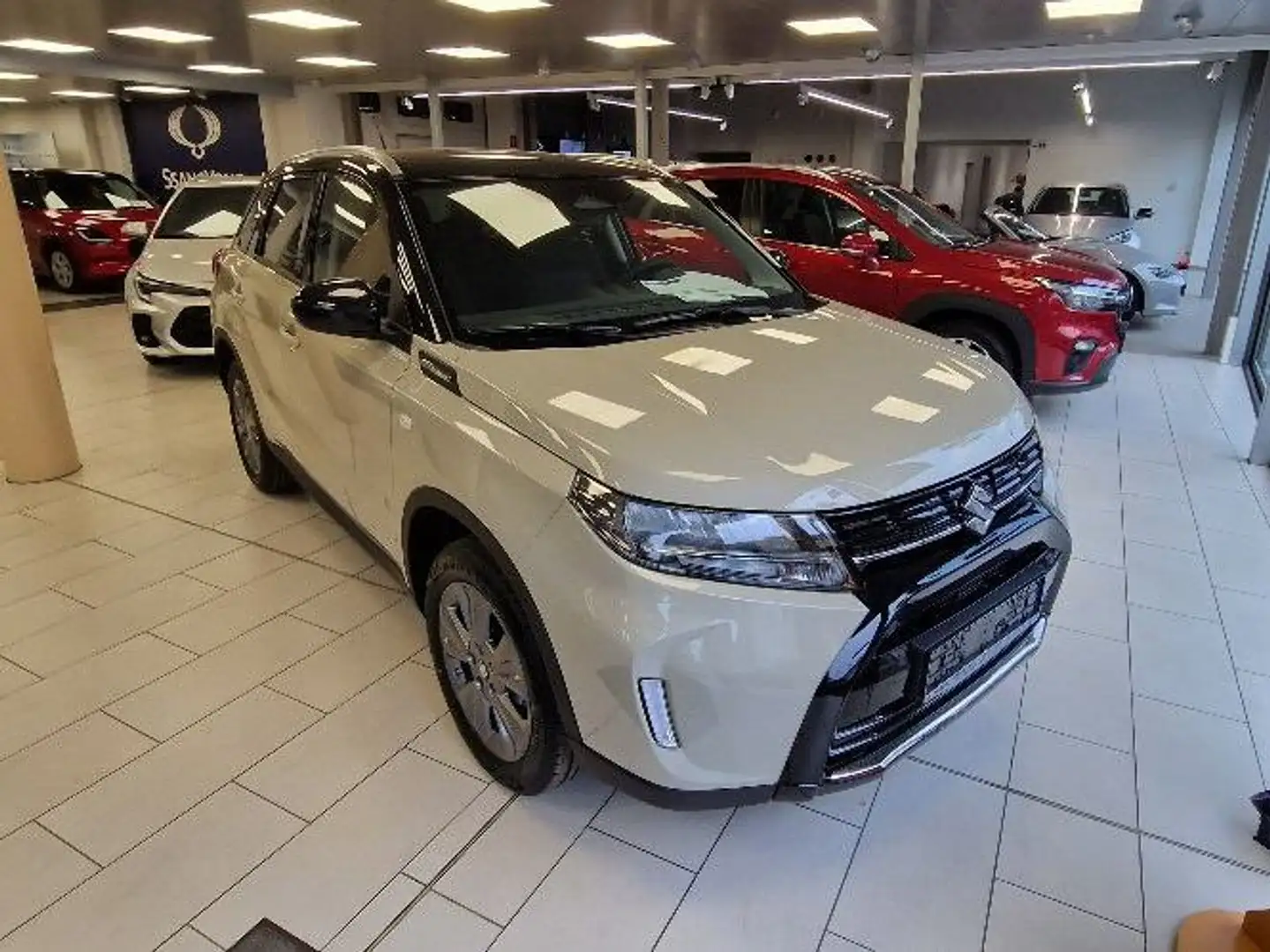 Suzuki Vitara 1.4 Turbo Boosterjet 48V Hybrid GL+ Béžová - 1