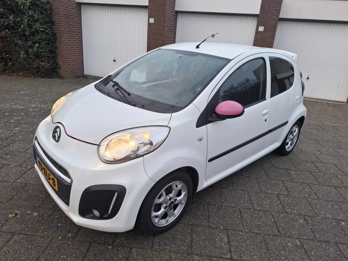 Citroen C1 1.0 First Edition,bj 2012, Airco, Apk t/m 09-26 Wit - 1