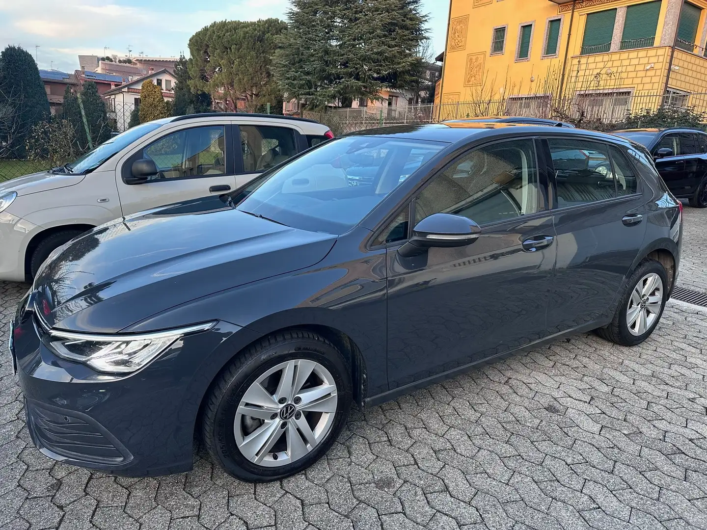 Volkswagen Golf 2.0 tdi Life 115cv dsg*CLIMA*CERCHI Grigio - 1