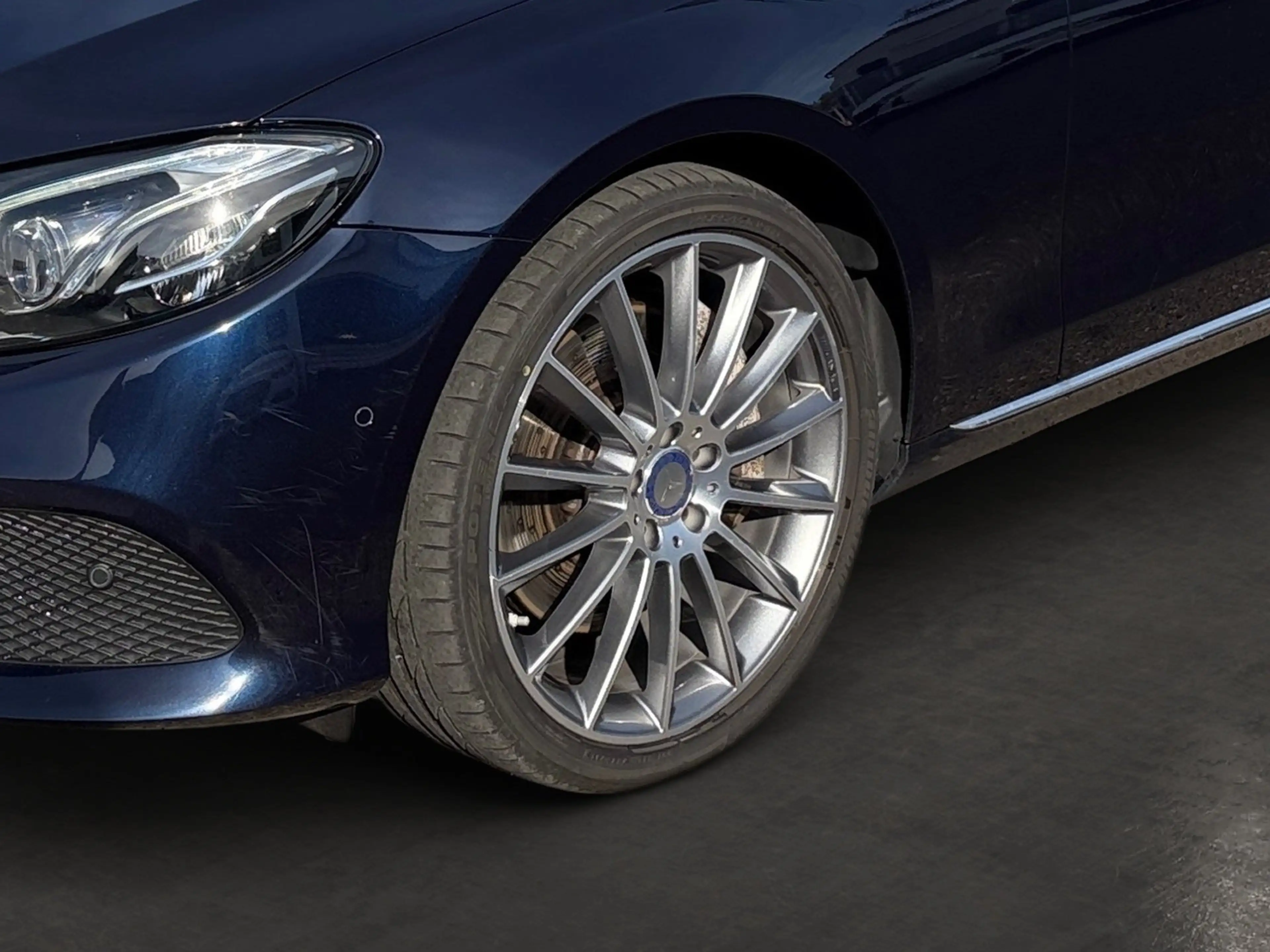 Mercedes-Benz E 400 4Matic Avantgarde 2xKlima+AHK+AUT+DynLicht — photo 6