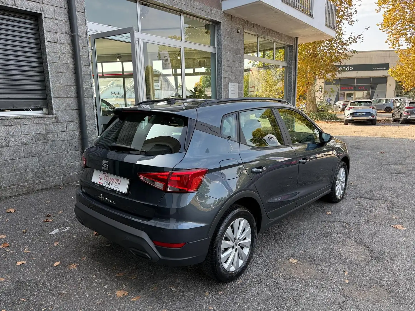 SEAT Arona Arona 1.0 ecotsi Style 110cv Grigio - 2