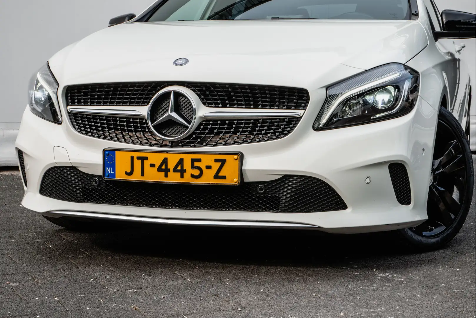 Mercedes-Benz A 180 d Aut. Lease Edition Ambition Sportstoelen/ Elek. Wit - 2