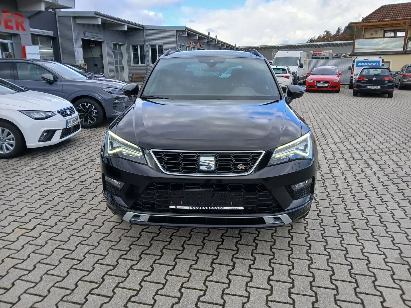 SEAT Ateca FR 1.5 TSI ACT DSG 4Drive Zwart - 2