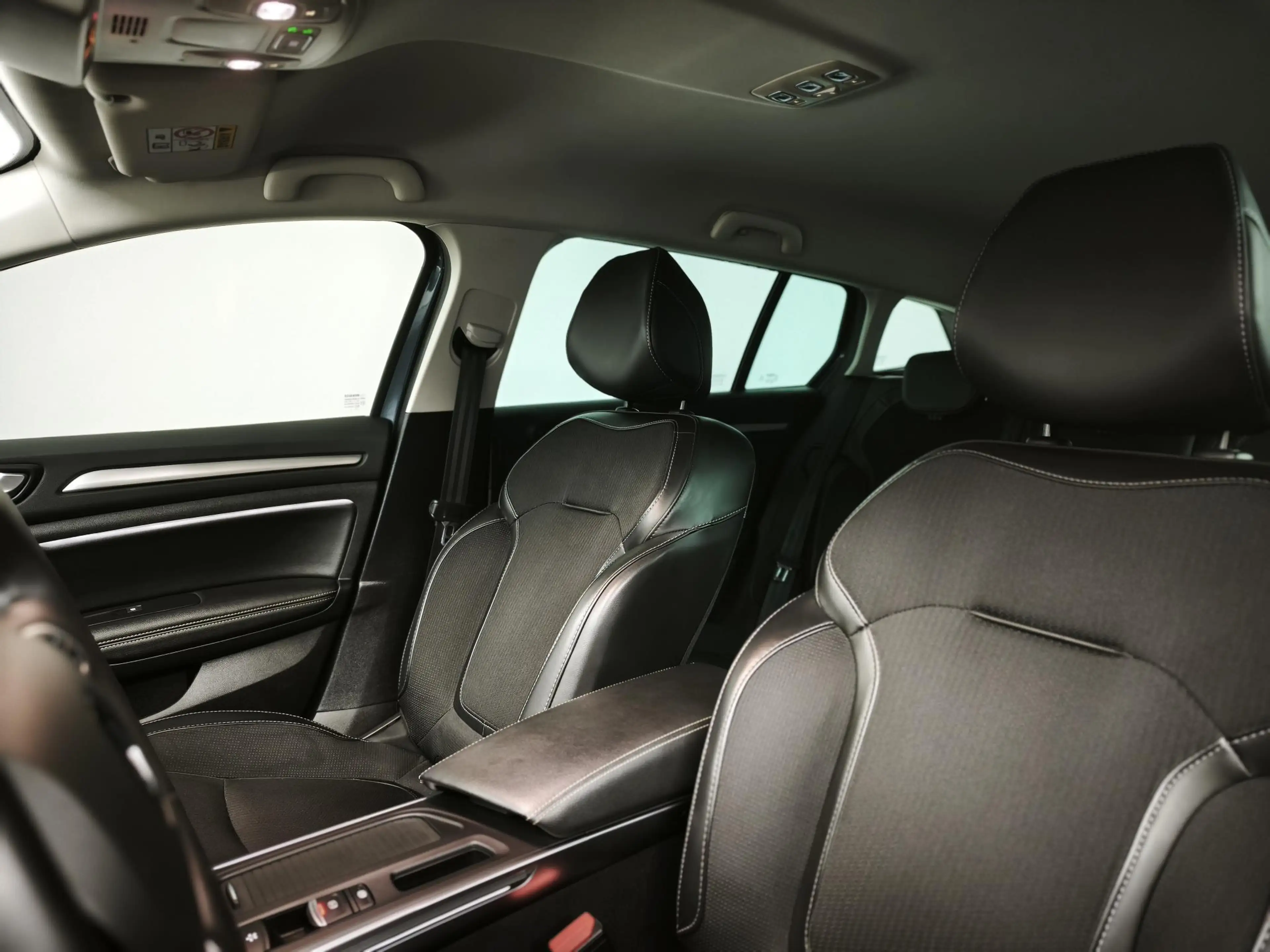Renault Megane Estate 1.3 TCe 140 Techno Automaat | Navigatie | C — photo 24