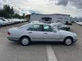 Mercedes-Benz E 200 200 2.0 i 136ch Elegance Clim Gris - thumbnail 8