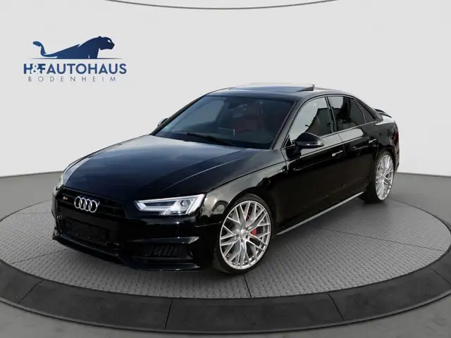 Audi S4 Lim. 3.0 TFSI quattro/MEMORY/MASSAGE/CARBON