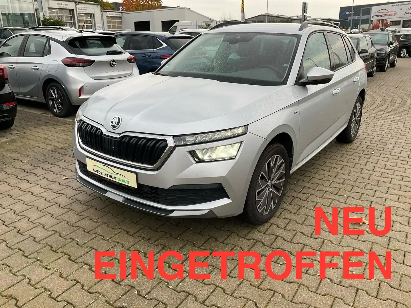 Skoda Kamiq 1.5 16V TSI ACT Clever Android Auto Metall Silber - 1