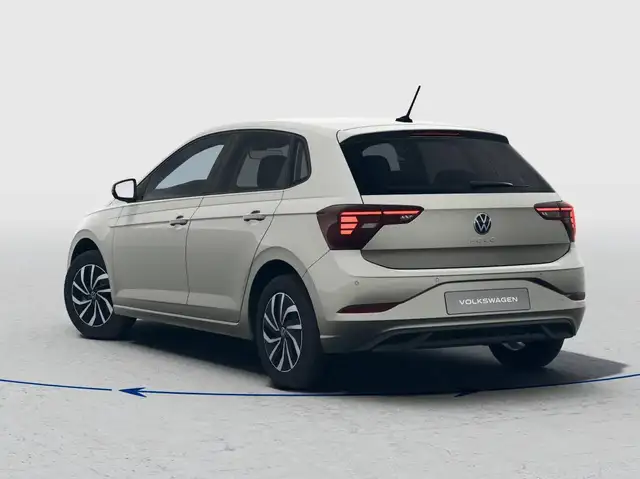 Volkswagen Polo view 5