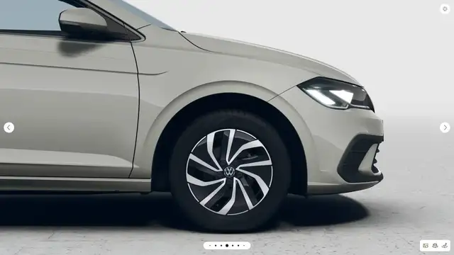 Volkswagen Polo view 2