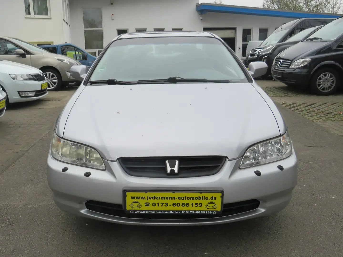 Honda Accord Coupé 3.0i V6 Plateado - 2
