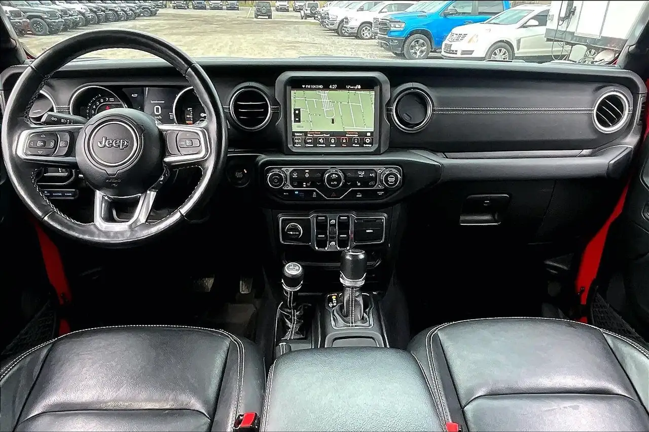 Jeep Wrangler снимка Jeep Wrangler