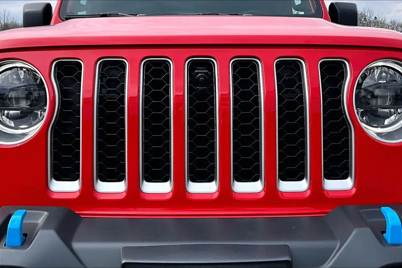 Jeep Wrangler снимка Jeep Wrangler