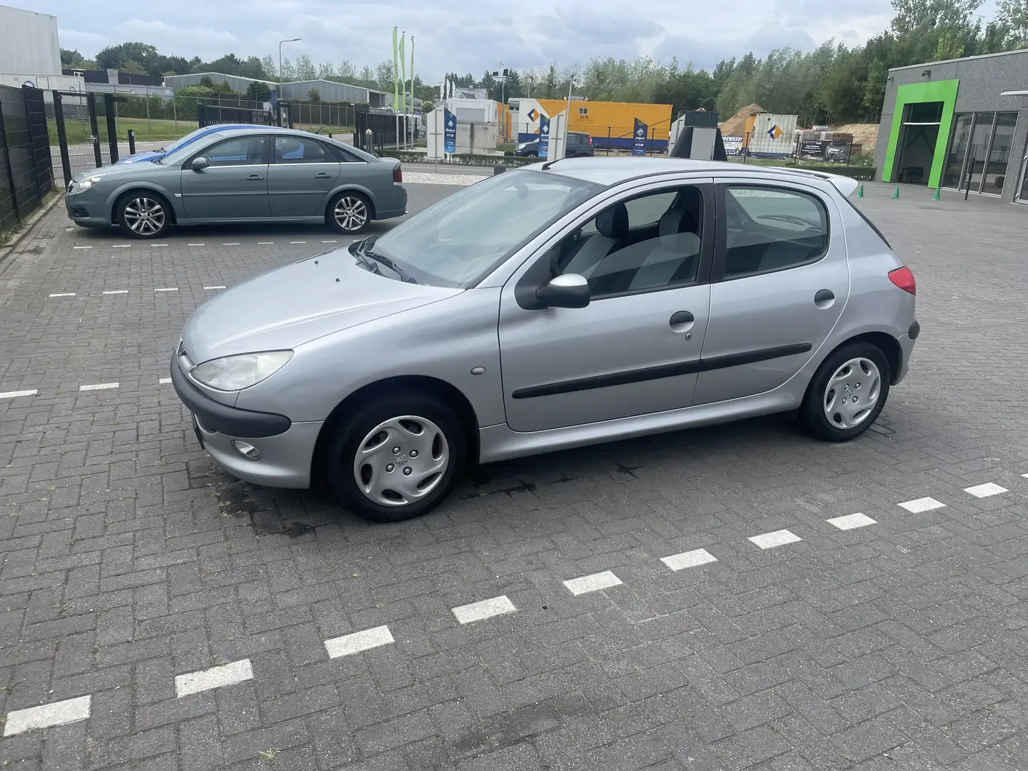 Peugeot 206 1.4 XT Grijs - 1