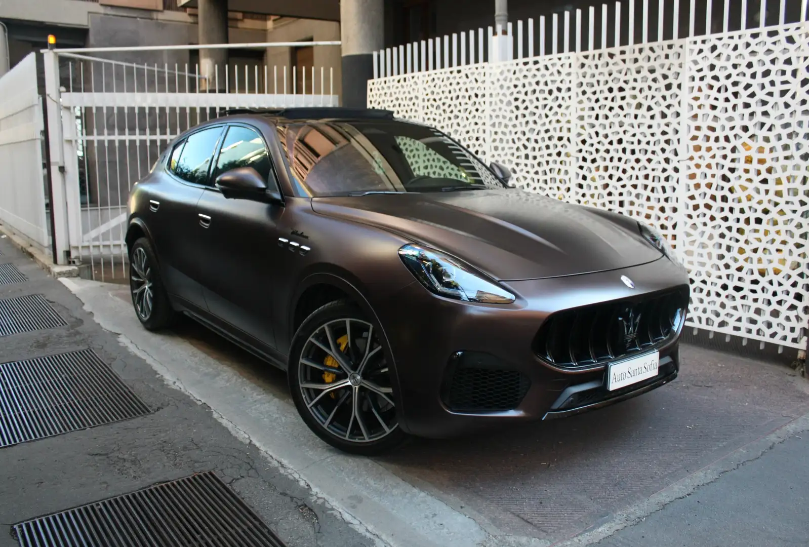 Maserati Grecale Modena 330cv-ADAS-Carbonio-Tetto-Opaco-HUD-IVA Esp Marrone - 1