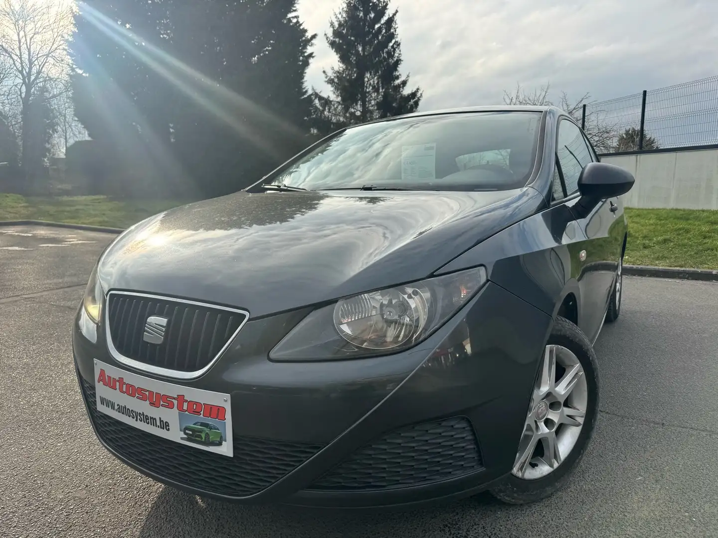 SEAT Ibiza SC 1.2 CR TDi Reference*Euro5*Garantie 1an*Carpass Gris - 1