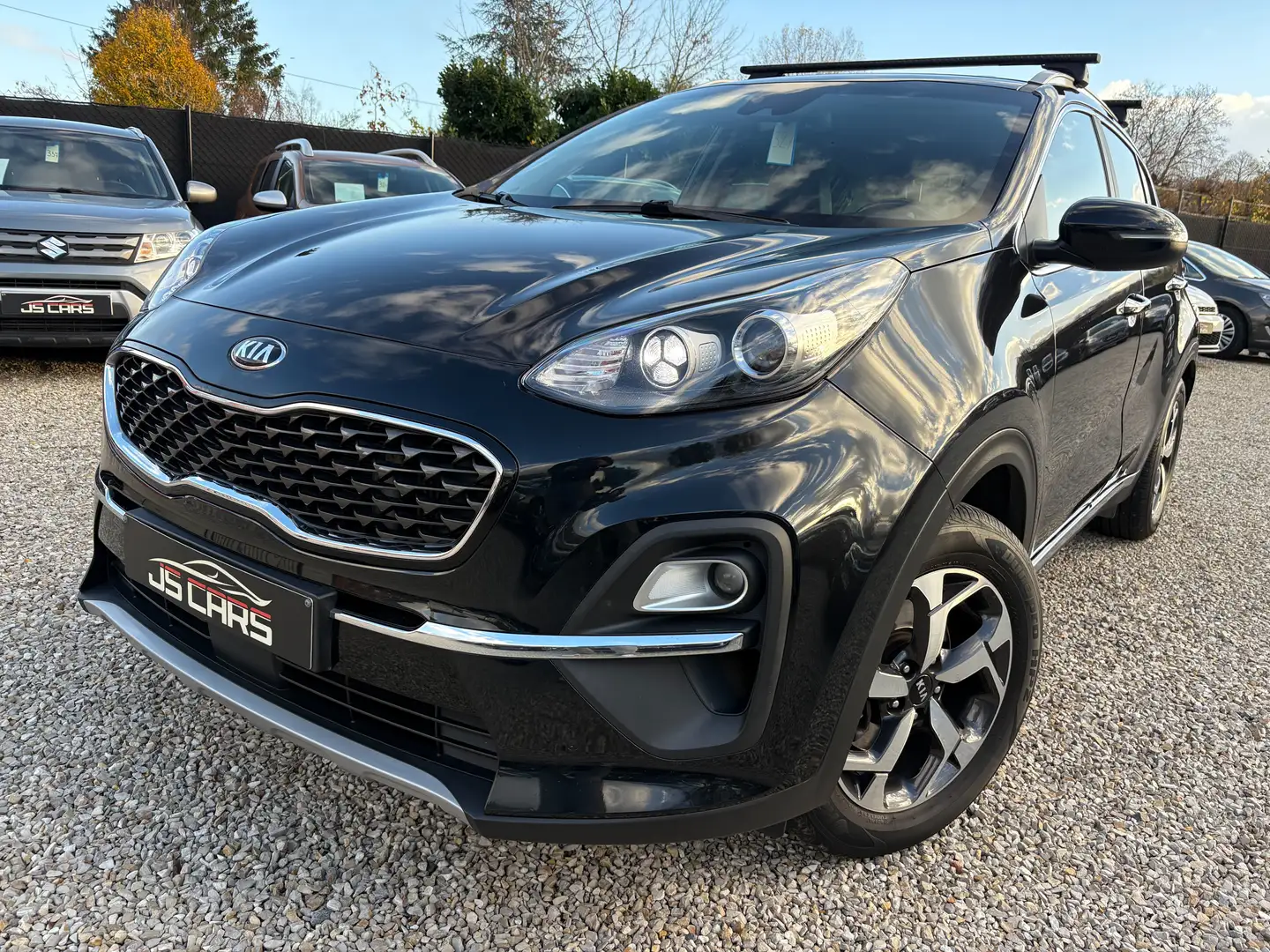Kia Sportage 1.6 CRDi*1er PROPRIETAIRE*GPS*CAMERA*AIRCO*CUIR* Noir - 1