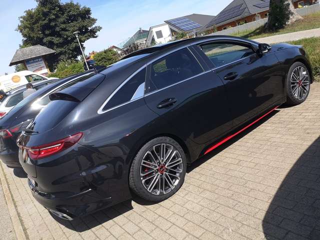 Imagine Kia ProCeed / pro_cee'd 1.6 T-GDI DCT7 OPF GT