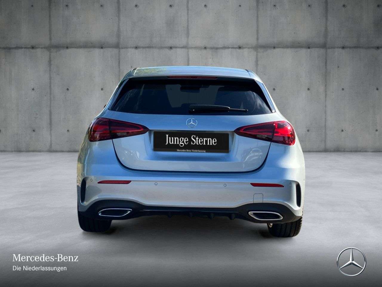 Mercedes-Benz A 220