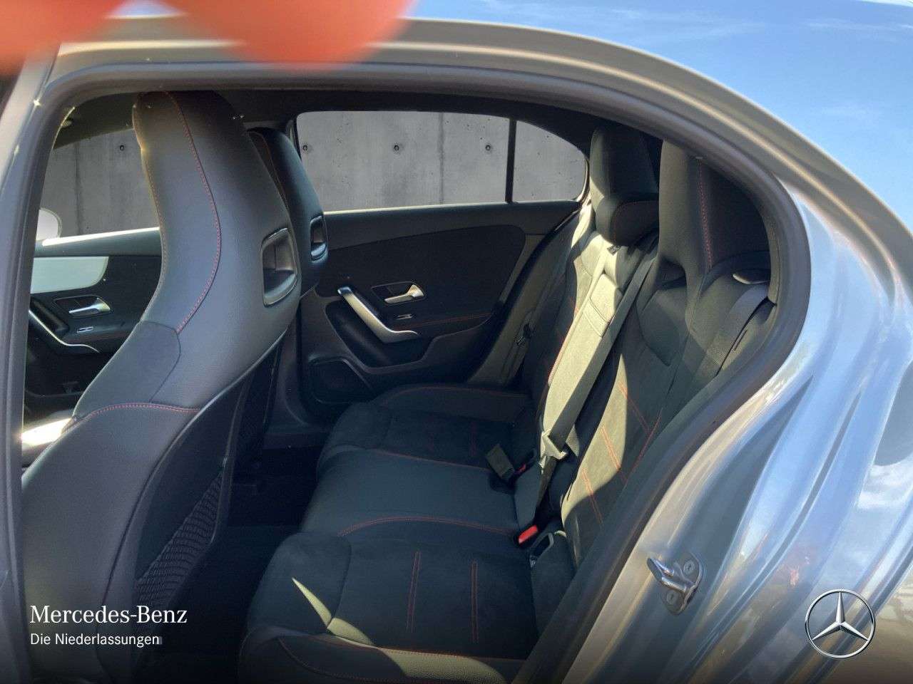 Mercedes-Benz A 220